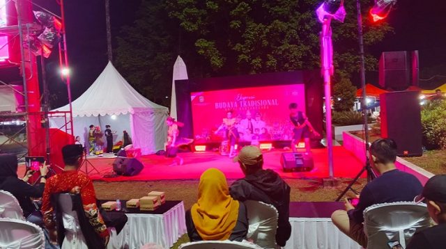 Malam Ekpresi Budaya Tradisional Kukar