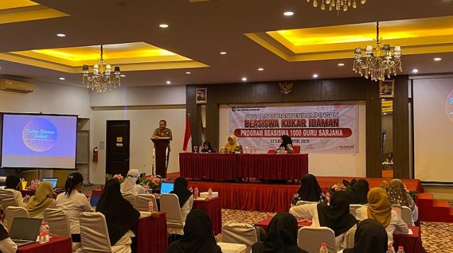 Plt. Sekretaris Disdikbud Kukar, Pujianto memberikan Sambutannya
