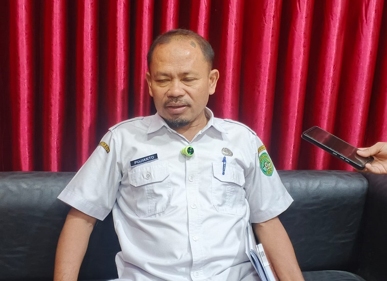 Plt. Sekretaris Dinas Pendidikan dan Kebudayaan (Disdikbud) Kukar, Fujianto
