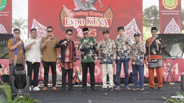 Foto Bersama Usai Penutup Rembug KTNA NASIONAL 2025
