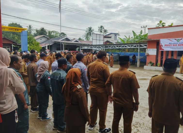 Apel Pagi ASN dan Perangkat Desa di Lingkup Kecamatan Loa Kulu