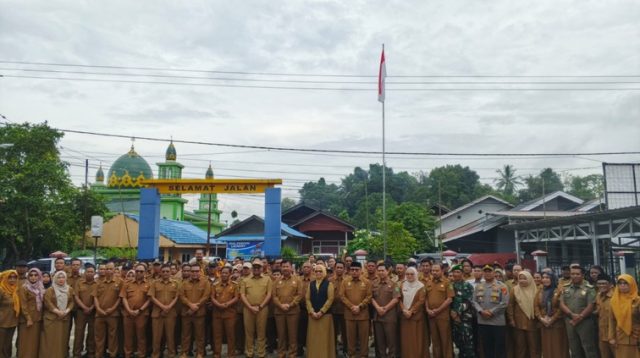 Foto Bersama Usai Apel