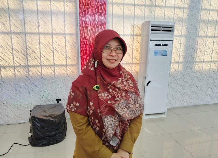 Plt Kepala Bidang Pendidikan SMP Disdikbud Kukar, Emy Rosana Saleh