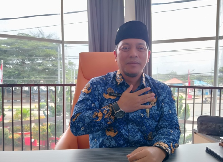 Plt. Kepala Disperindag Kukar Sayid Fathullah. (Lingkarkaltim/M. As'ari)