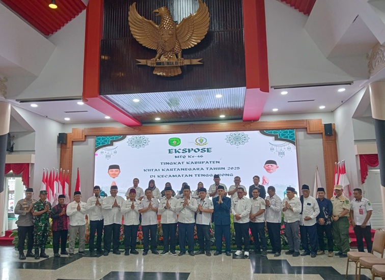 Foto bersama usai ekspos MTQ ke-46 tingkat Kabupaten Kukar di Kecamatan Tenggarong. (Lingkarkaltim/M. As'ari)