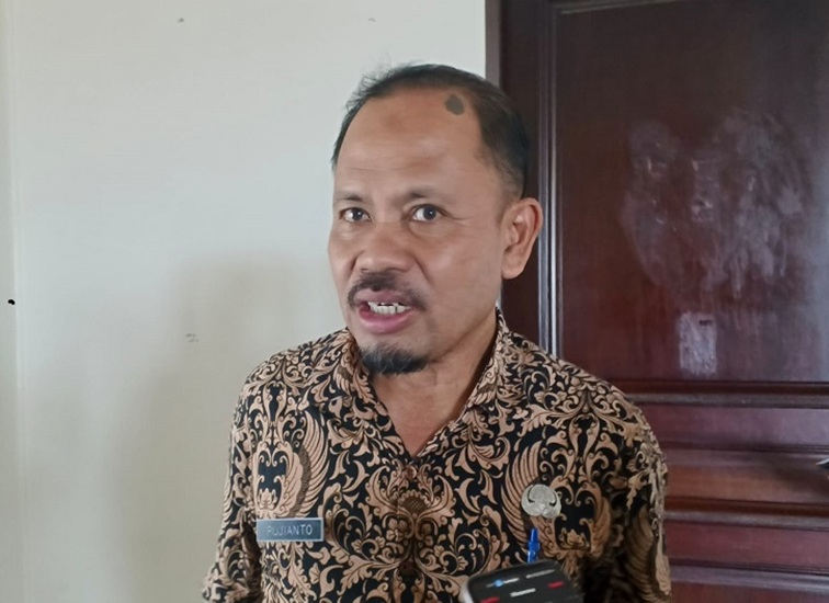 Plt. Sekretaris Disdikbud Kukar, Pujianto. (Istimewa)