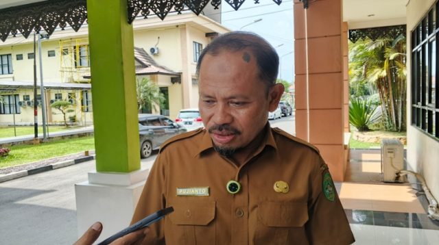 Plt. Sekretaris Disdikbud Kukar, Pujianto