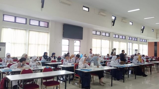 Puluhan siswa SMP se-Kukar pada Festival Film Dokumenter Disdikbud Kukar. (Lingkarkaltim/M. As'ari)