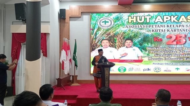 Plt. Kepala Disbun Kukar Muhammad Taufik. (Lingkar Kaltim/M. As'ari)