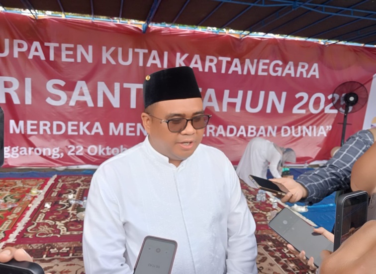 Bupati Kukar dr. Aulia Rahman Basri. (Lingkarkaltim/M. As'ari)