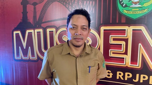 Plt Kepala Disperindag Kukar, Sayid Fhatullah (kiki/Lingkarkaltim)