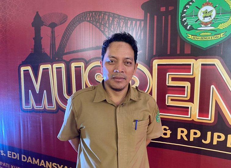 Plt Kepala Disperindag Kukar, Sayid Fhatullah (kiki/Lingkarkaltim)