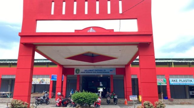 Pasar Gerbang Raja Mangkurawang (Rizki/Lingkarkaltim)