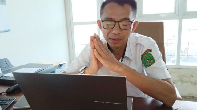 Kepala Bidang Pemasaran Produk Dalam Negeri dan Pengendalian Barang Pokok Disperindag Kukar, Muhammad Bustani. (Lingkar Kaltim/M. As'ari)