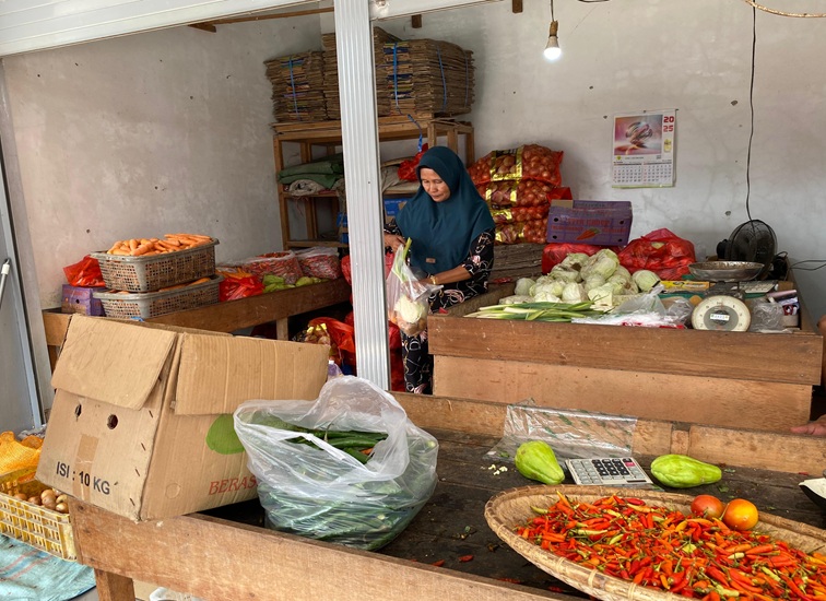 Komoditas Cabai di Pasar Mangkurawang (Kiki/Lingkarkaltim)