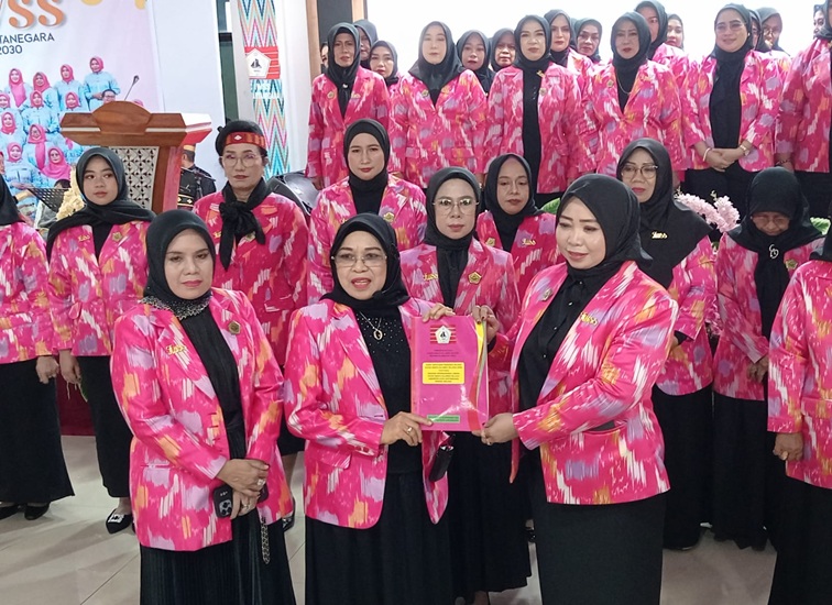 Pelantikan Pengurus IWSS Kukar Periode 2025-2030. (Lingkar Kaltim/M. As'ari)