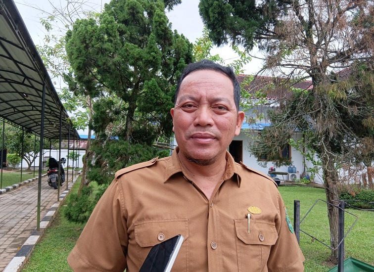 Plt. Kepala Disperindag Kukar Sayid Fathullah. (Lingkar Kaltim/M. As'ari)