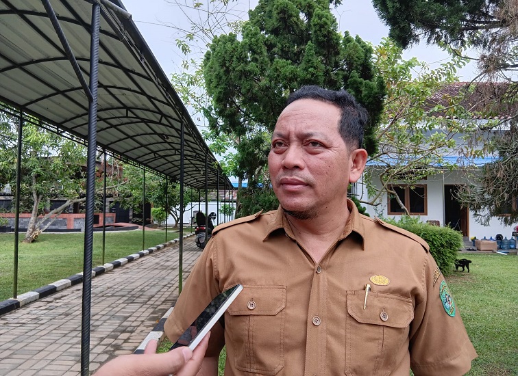 Plt. Kepala Disperindag Kukar Sayid Fathullah. (Lingkar Kaltim/M. As'ari)