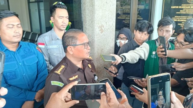 Plh Kepala Kejari Kukar, Heru Widjatmiko. (Lingkar Kaltim/M. As'ari).