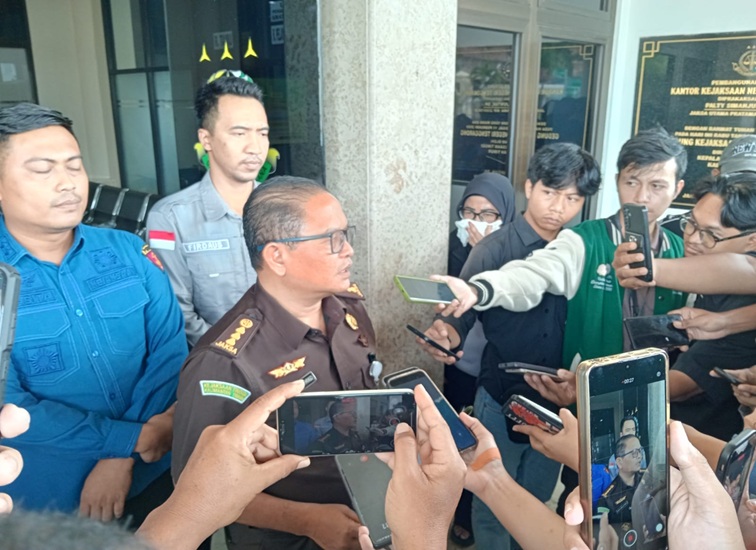 Plh Kepala Kejari Kukar, Heru Widjatmiko. (Lingkar Kaltim/M. As'ari).
