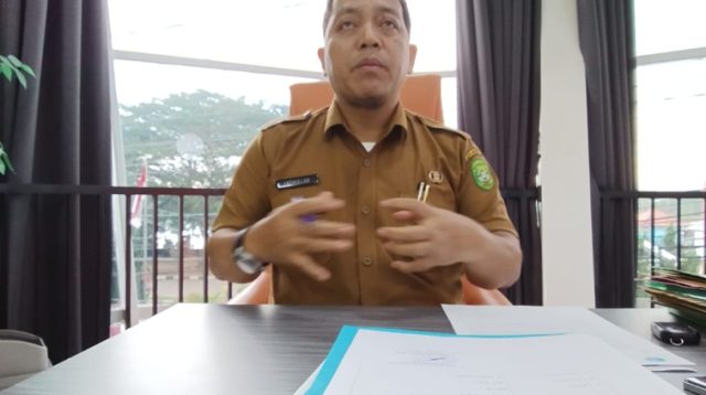 Plt. Kepala Disperindag Kukar Sayid Fathullah. (Lingkar Kaltim/M. As'ari)