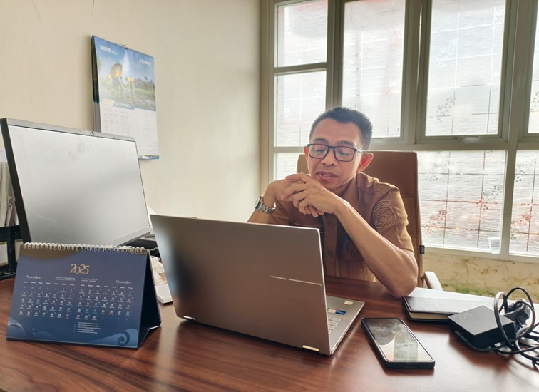 Kepala Bidang Pemasaran Produk Dalam Negeri Dan Pengendalian Barang Pokok Disperindag Kukar, Muhammad Bustani