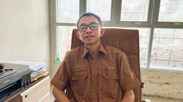 Kepala Bidang Pemasaran Produk Dalam Negeri Dan Pengendalian Barang Pokok Disperindag Kukar, Muhammad Bustani