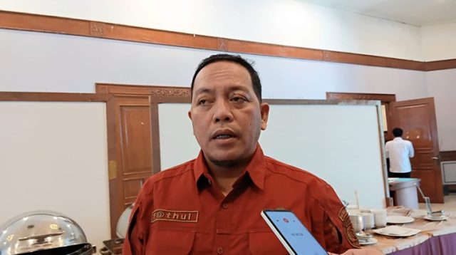 Plt. Kepala Disperindag Kukar Sayid Fathullah. (Lingkar Kaltim/M. As'ari)