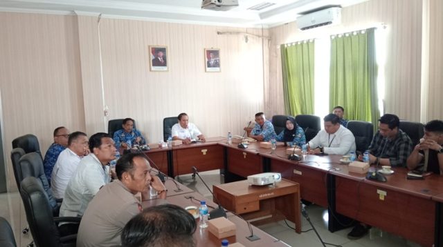 Rapat persiapan upacara Hari Berlaga Negara (Lingkar Kaltim/M. As'ari)