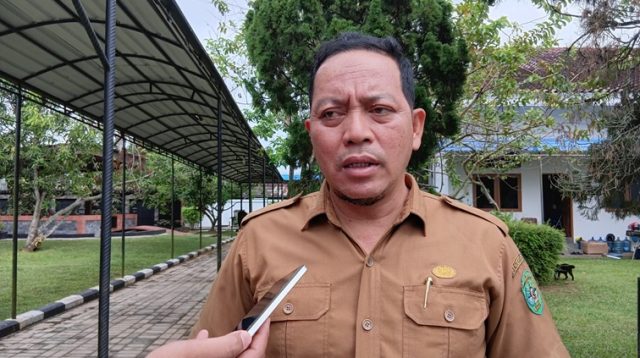 Plt. Kepala Disperindag Kukar Sayid Fathullah. (Lingkar Kaltim/M. As'ari)