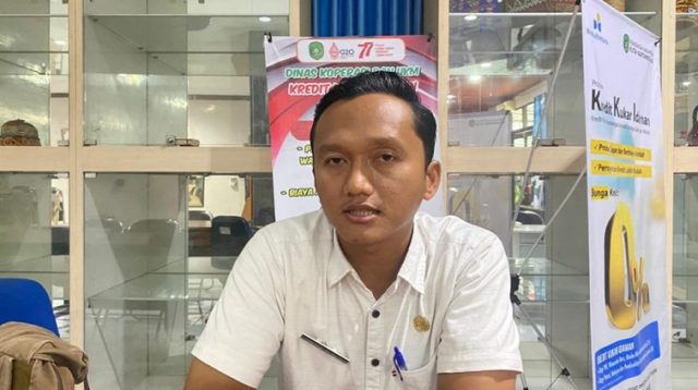 Kepala Bidang Pemberdayaan UKM Diskop UKM Kukar, Fathul Alamin. (Lingkar Kaltim/M. As'ari)