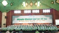 Wisuda Khotmil Quran 30 Juz Bin Nazor Metode Tilawati Ke-10 TEC Regional 2 Kaltim. (Lingkar Kaltim/M. As'ari)