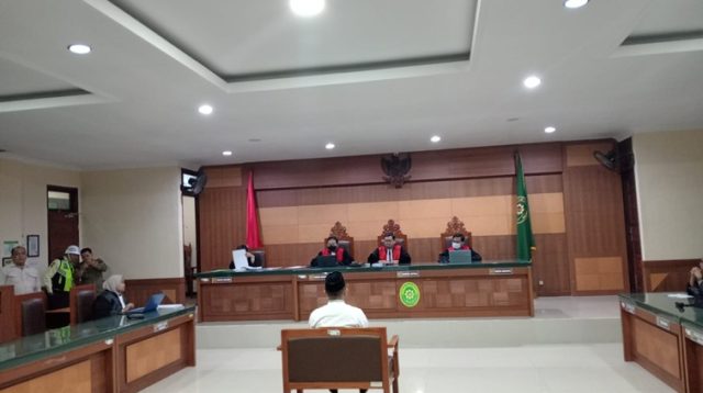 Sidang kasus pencabulan yang dilakukan oleh pengajar di Ponpes Tenggarong Seberang. (Lingkar Kaltim/M. As'ari)
