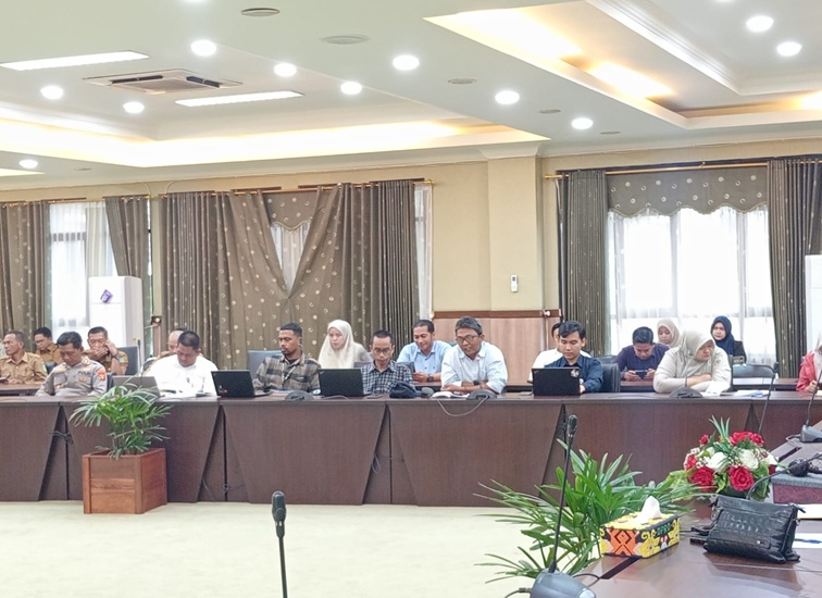 RDP yang berlangsung di Ruang Rapat BANMUS DPRD Kukar. (Lingkar Kaltim/M. As'ari)