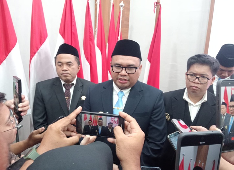 Bupati Kukar dr. Aulia Rahman Basri. (Lingkar Kaltim/M. As'ari)