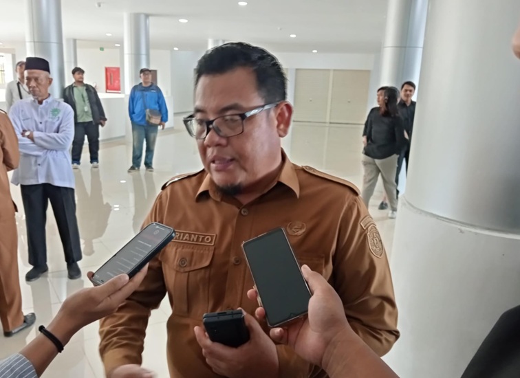 Plt. Kepala BKPSDM Kukar, Arianto. (Lingkar Kaltim/M. As'ari)