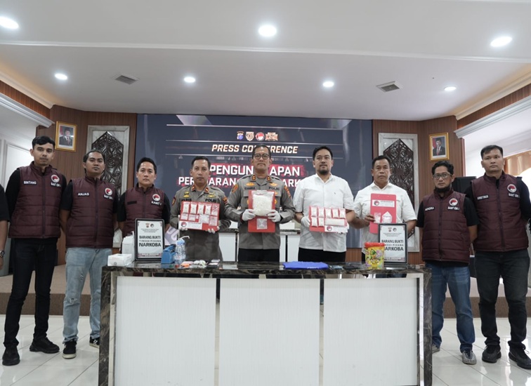 Press release pengungkapan narkoba oleh Polres Kukar. (Dok. Polres Kukar).