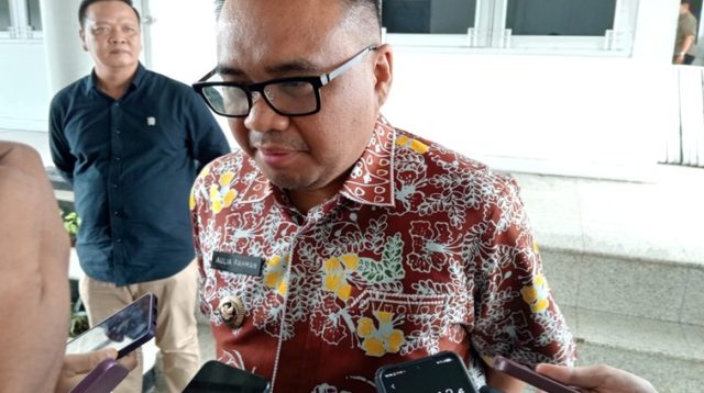 Bupati Kukar dr. Aulia Rahman Basri. (Lingkar Kaltim/M. As'ari)