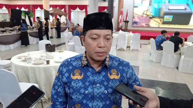 Plt. Kepala Disperindag Kukar Sayid Fathullah. (Lingkar Kaltim/M. As'ari)