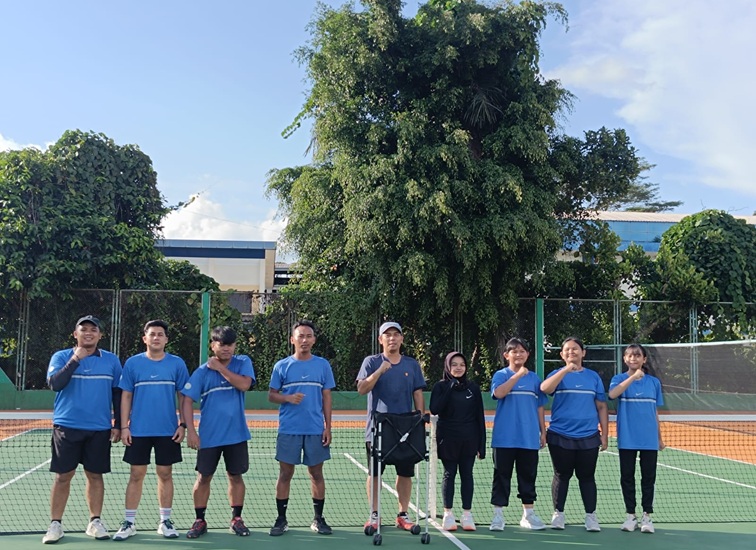 Para atlet Pesti Kukar di sela-sela latihan persiapan Porprov Paser 2026. (Lingkar Kaltim/M. As'ari)