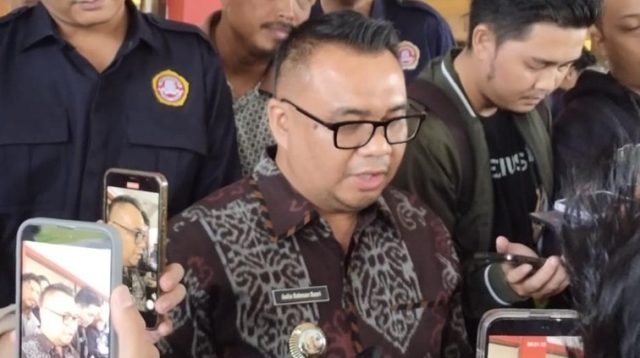 Bupati Kukar dr. Aulia Rahman Basri. (Lingkar Kaltim/M. As'ari)