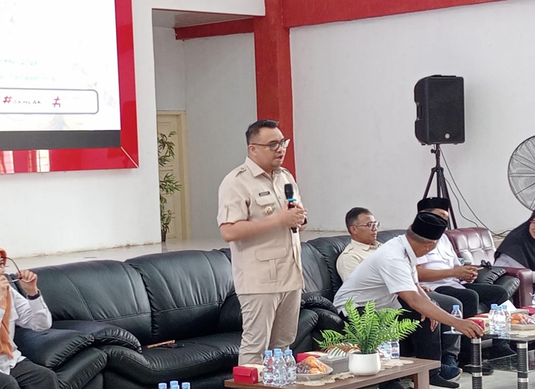Bupati Kukar dr. Aulia Rahman Basri. (Lingkar Kaltim/M. As'ari)