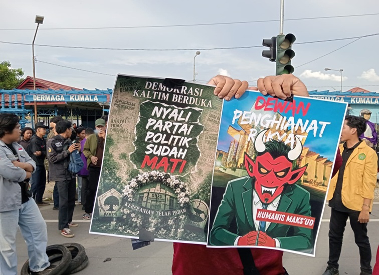 Aksi Mimbar Bebas Aliansi Rakyat Kaltim di Kukar. (Lingkar Kaltim/M. As'ari)