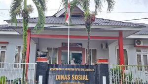 Kantor Dinas Sosial, Jl. Cut Nyak Dien, Kamis (25/6/26). (Dilla/lingkarkaltim)