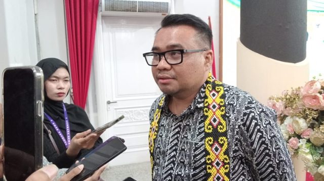 Bupati Kukar dr. Aulia Rahman Basri. (Lingkar Kaltim/M. As'ari)
