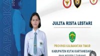 Pamflet Julita Rista Lestari, Mahasiswa SMA1 Tabang, Kukar, Senin (22/6/26).