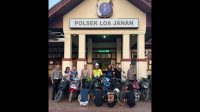 Tersangka beserta barang bukti yang diamankan di Polsek Loa Janan, Tenggarong, Kamis (18/6/26). (Doc. Polsek Loa Janan)