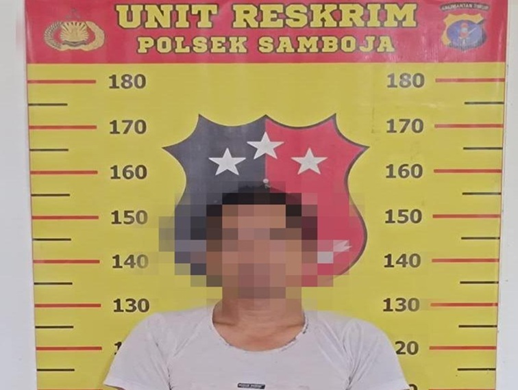 Pelaku yang diamankan oleh Polsek Samboja, Sabtu (13/6/26). (Doc. Polsek Samboja)