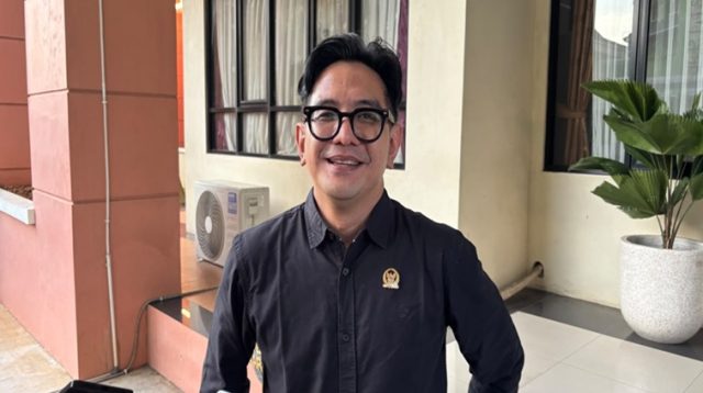 Anggota DPRD Kukar, Akbar Haka, Selasa (7/7/2026) (Rizki/Lingkarkaltim)