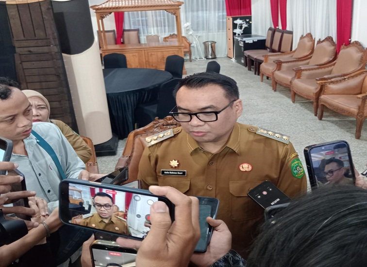 Bupati Kukar dr. Aulia Rahman Basri. (M. As'ari/ Lingkarkaltim)